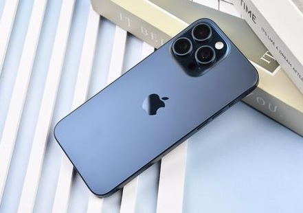 长垣苹果维修点分享iPhone 15 Pro Max屏幕更换全新实操风险 